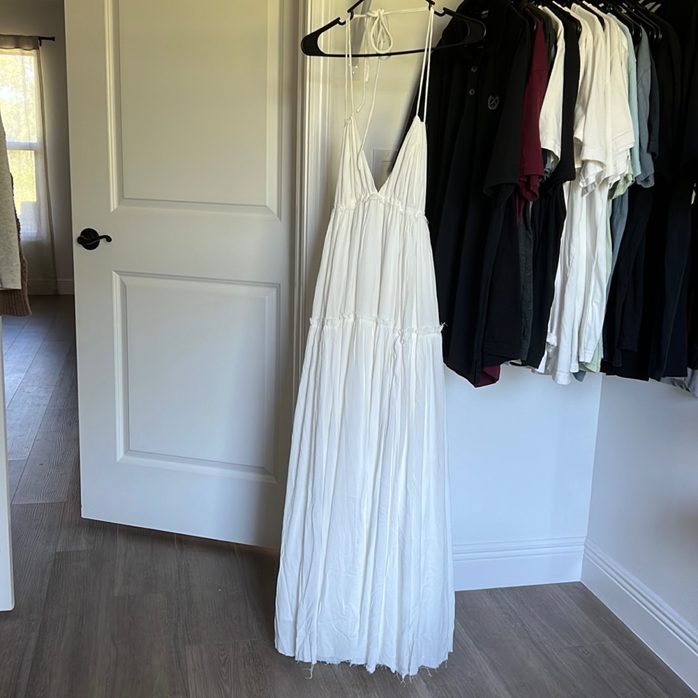 White Maxi Dress from Pink Lily! Brand new! Size XS